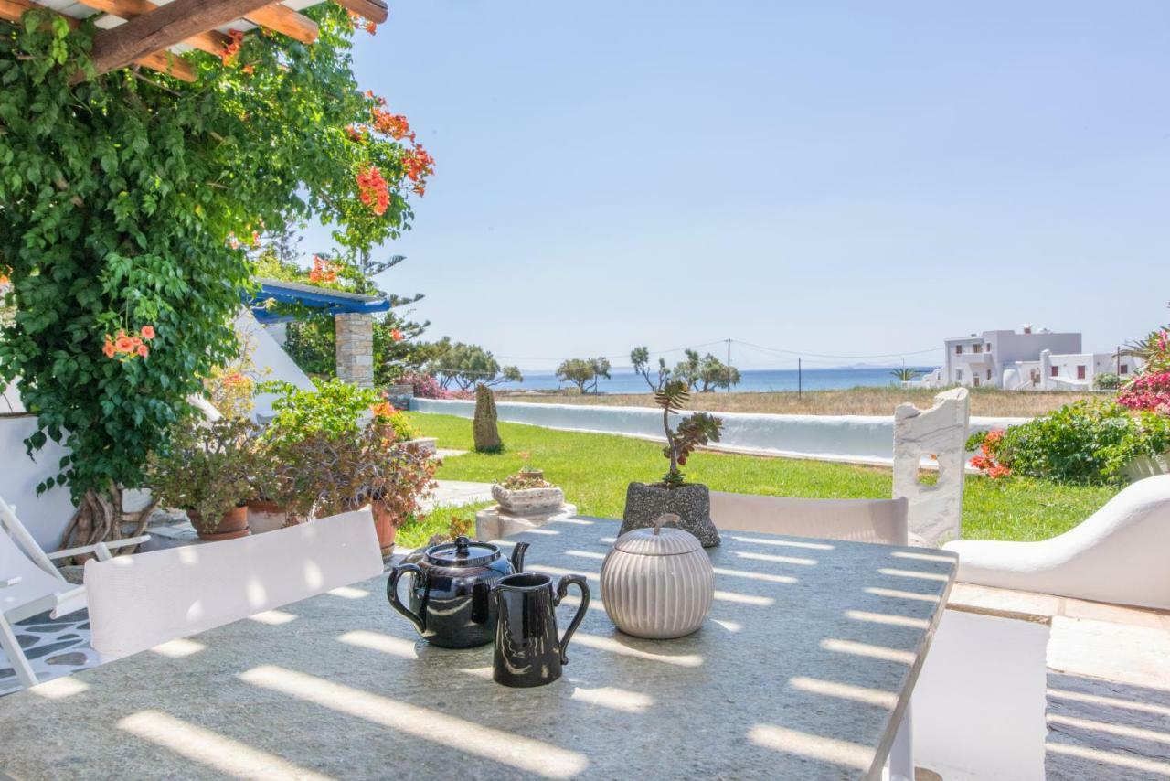 Albatross Holiday Apartments Agios Sostis  Exterior photo